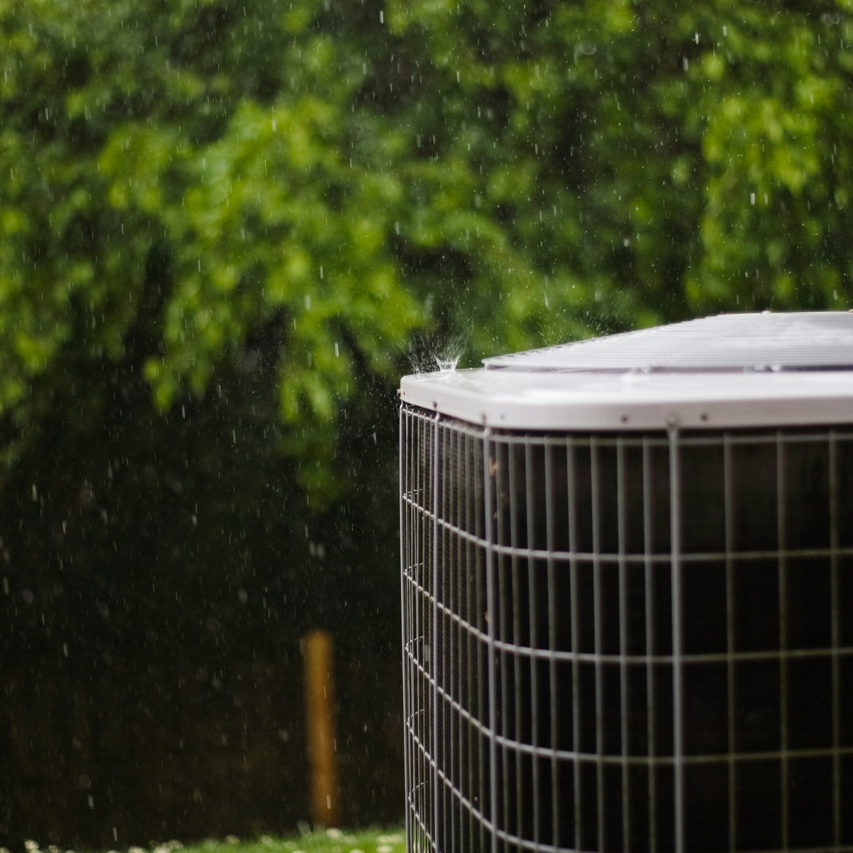 High-efficiency outdoor air conditioning system providing reliable cooling for a home in Henrico, VA
