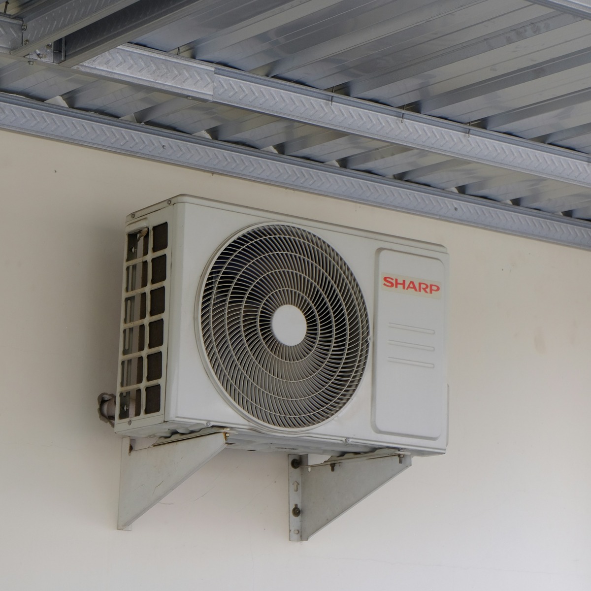 Outdoor air conditioning condenser professionally installed for reliable AC Installation & Replacement in Chesterfield, VA
